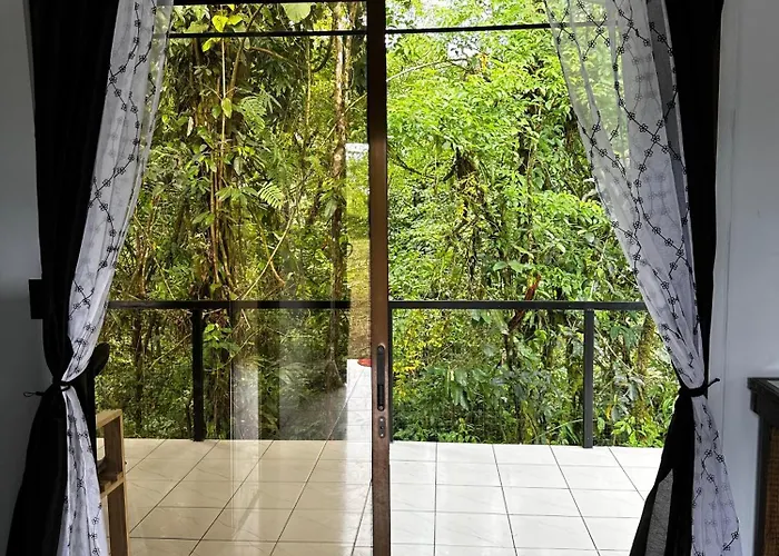 Chava Lodge On Tenorio Rio Celeste