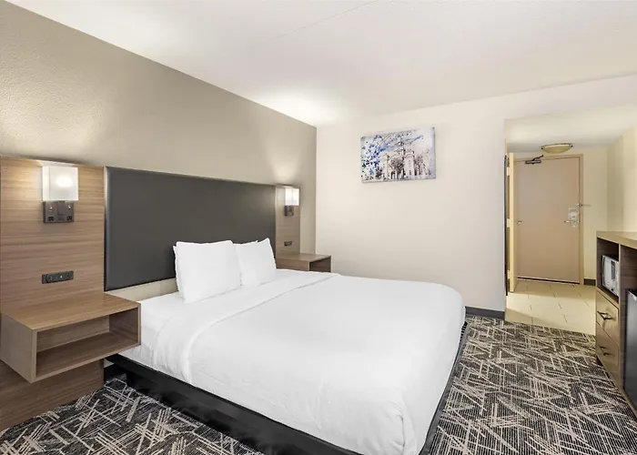 Best Western Plus York Hotel And Conference Center