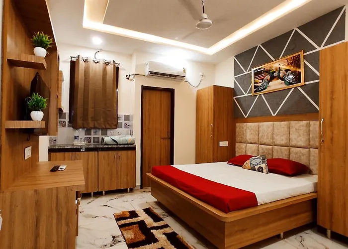 Hotel Wonder Stays - For Couples, Students, Faculties, Corporates