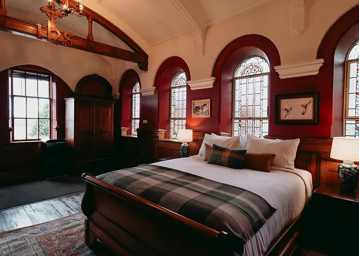 Dunedin House- Boutique Hotel
