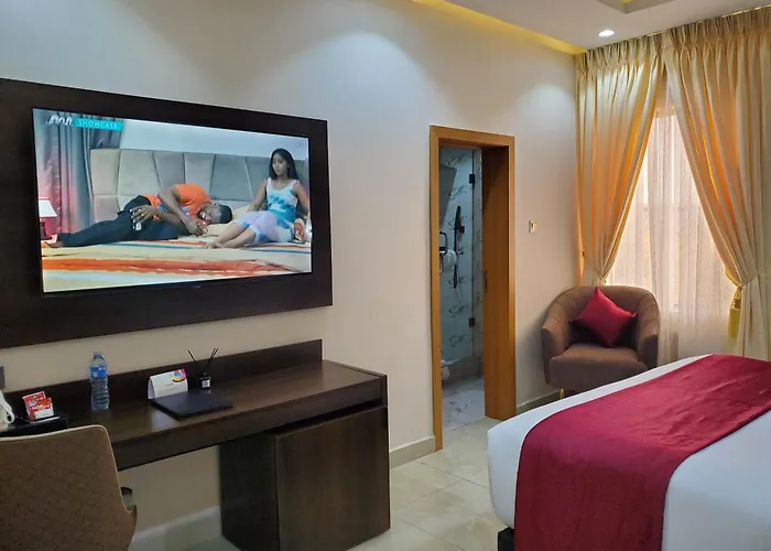 Executive Hotel And Suites