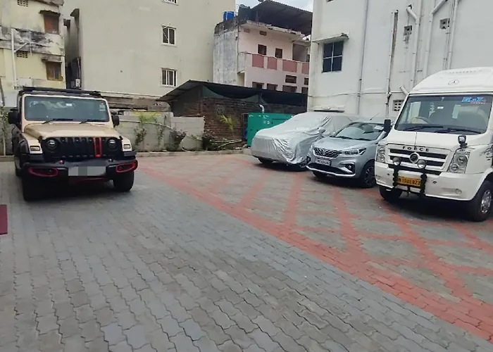 Balaji Residency Velankanni