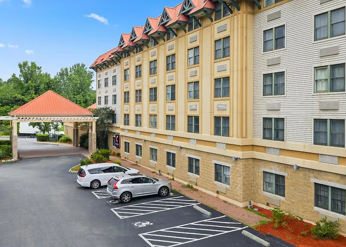 Comfort Suites Near Casinos
