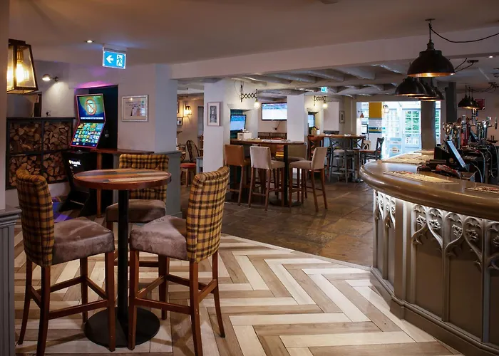 Lodge At Solent