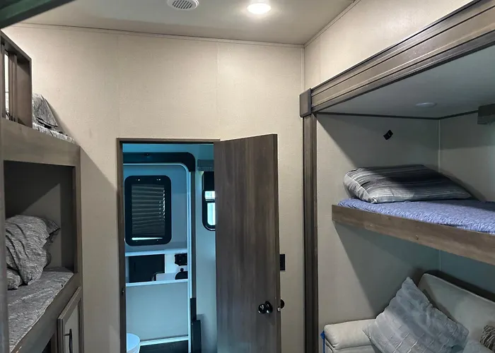 The Devitos Keys Ferry Rv