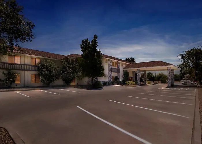 Hometowne Studios By Red Roof Ridgecrest