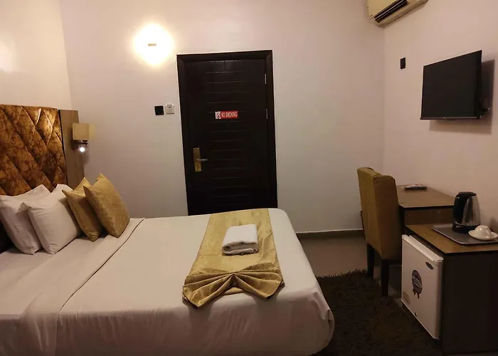 Crownedge Hotels