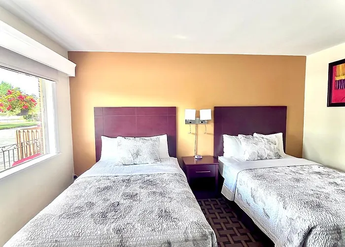 Park Place Motel & Suites