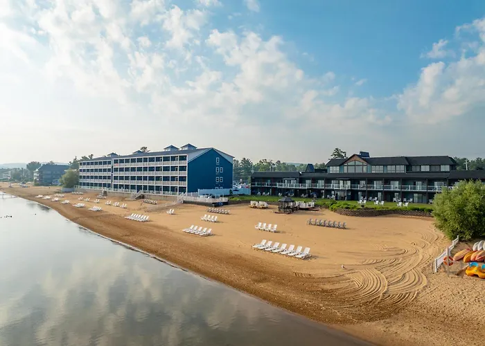 The Beach Haus - Traverse City