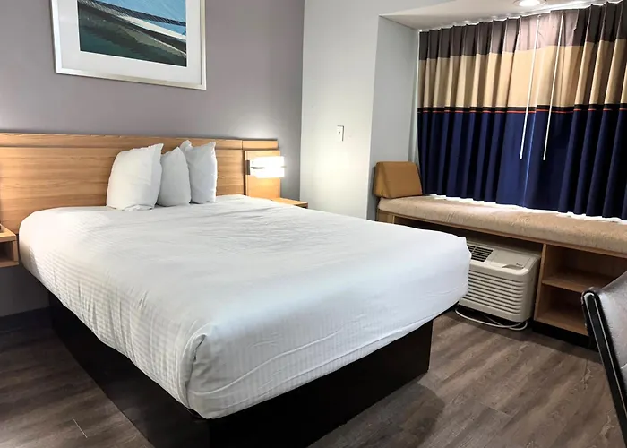 Microtel Inn & Suites By Wyndham Tuscaloosa East
