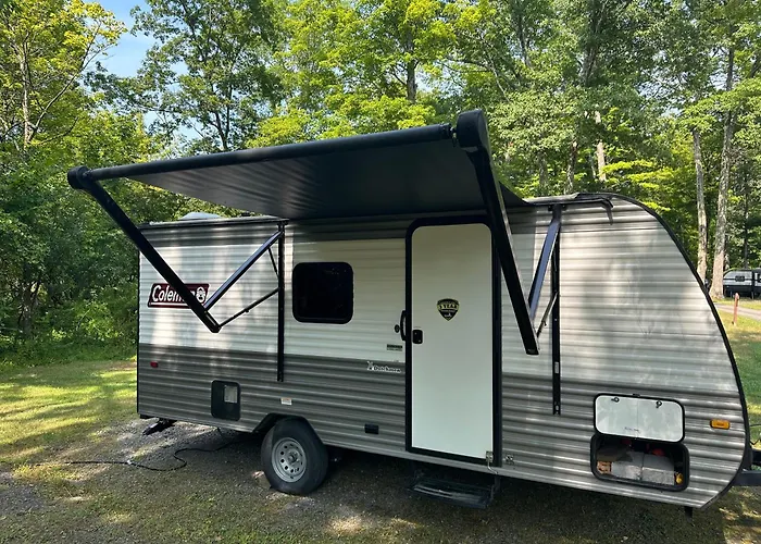 Cozy Camper Retreat On Sleepy Hollow Lake