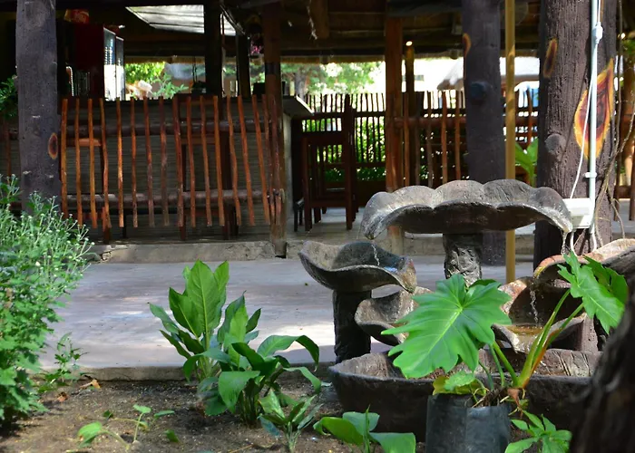 Three Tree Hotel