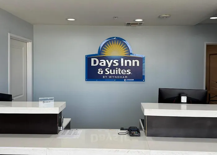 Days Inn & Suites By Wyndham Colorado City/I-20