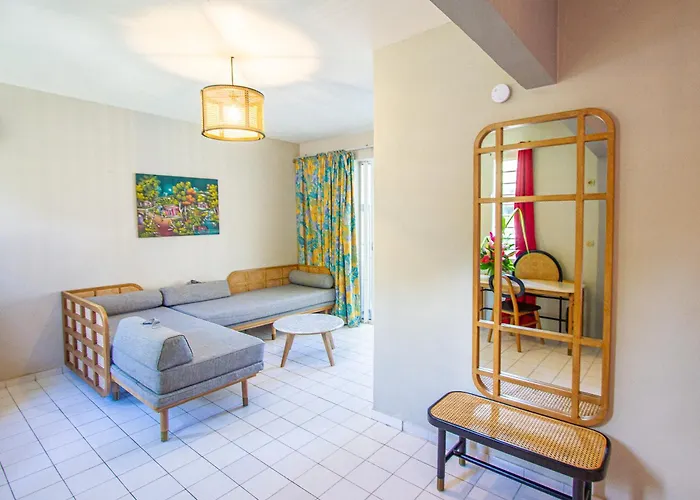 Residence Le Vallon Guadeloupe Parc Piscine Appartements & Studios