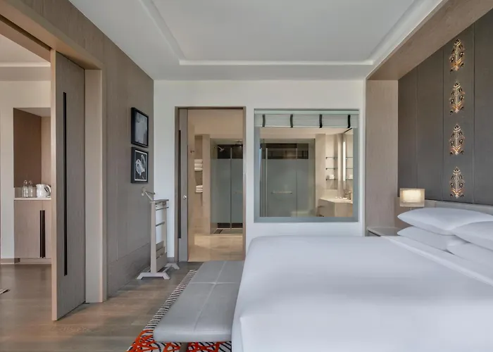 Sheraton New Delhi Hotel