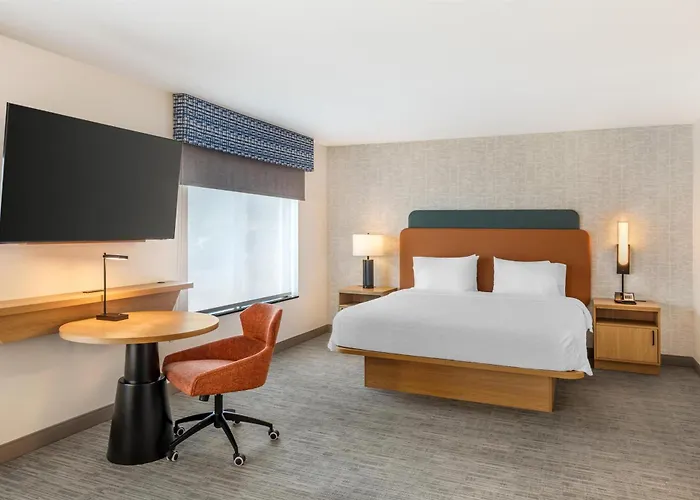 Hampton Inn & Suites Moreno Valley