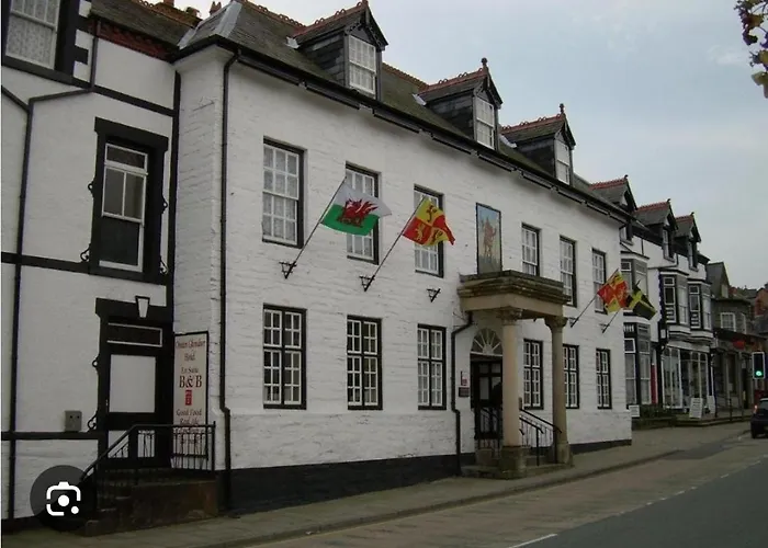 Community Owned Gwesty Owain Glyndwr Hotel