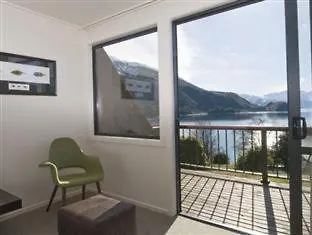 Hawea Hotel