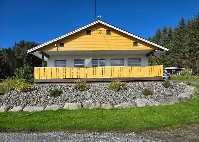 Vestavind Hytter Og Rom As