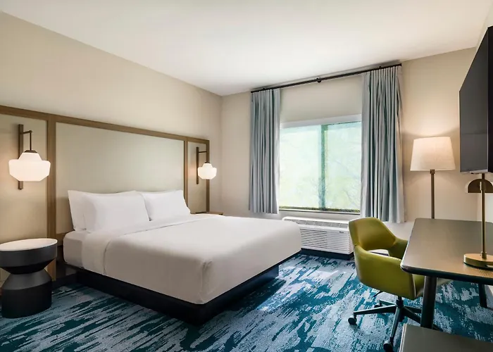 Fairfield Inn & Suites Hanford