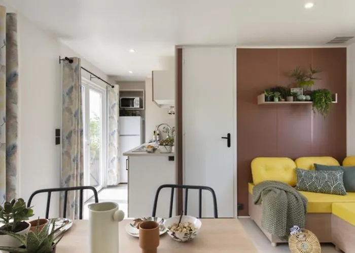 Mobil-Home Prestige Avec Terrasse, 3 Chambres, 6 Couchages - Api-1-52-645