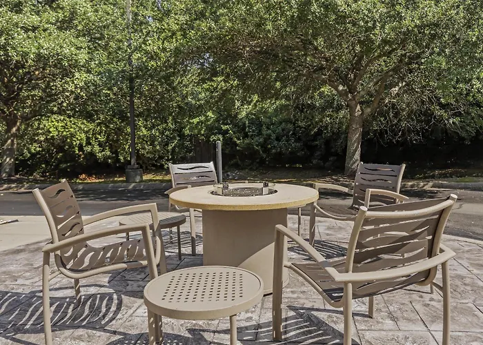 Best Western Plus Lexington Inn