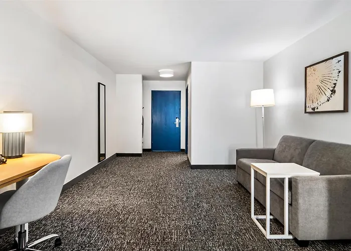 Spark By Hilton Merrillville
