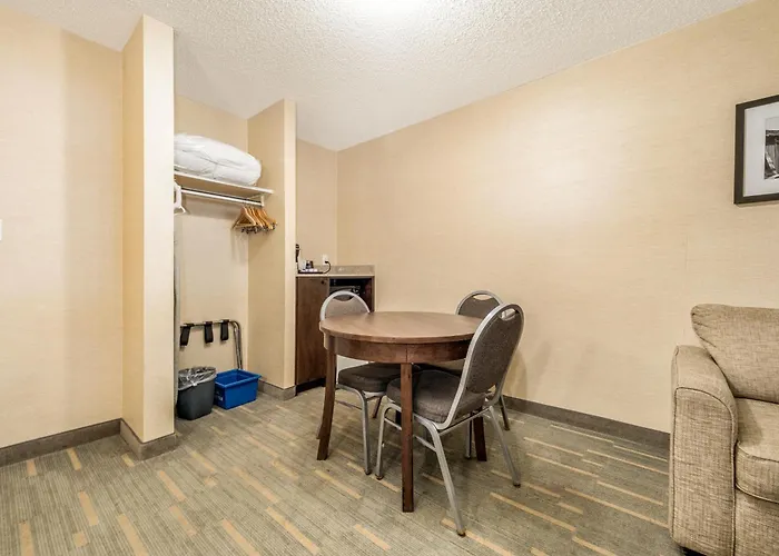 Holiday Inn Lethbridge By Ihg