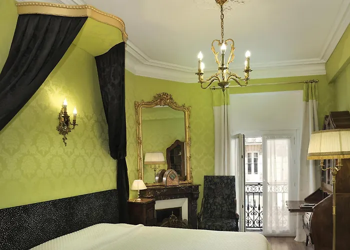 Hotel De L'Abeille