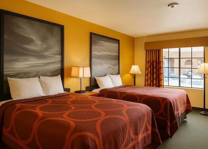 Super 8 By Wyndham Bakersfield South Ca