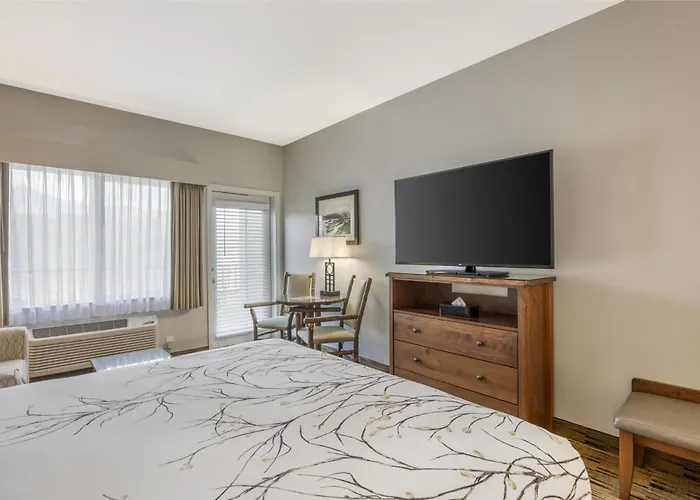 Best Western Plus Columbia River Inn