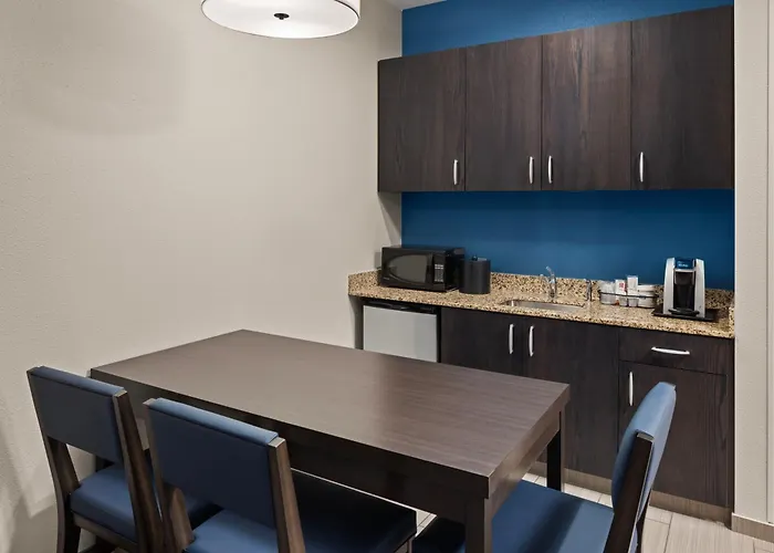 Holiday Inn Express Moline - Quad Cities Area By Ihg