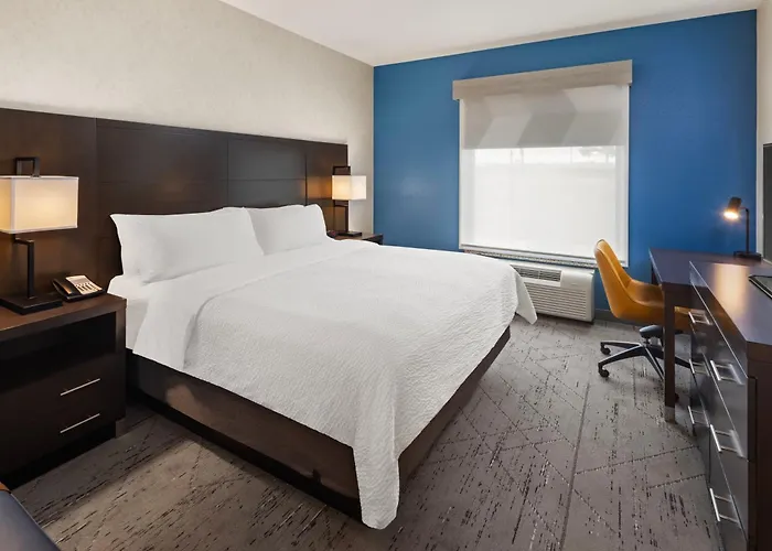 Holiday Inn Express Moline - Quad Cities Area By Ihg