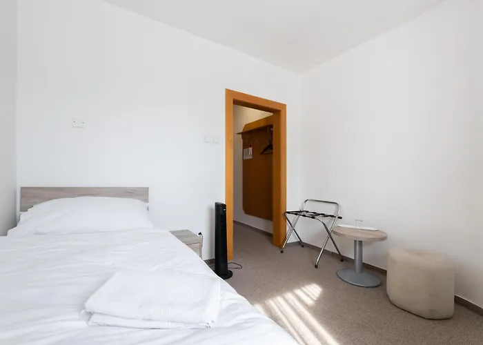 Hotel Sirak
