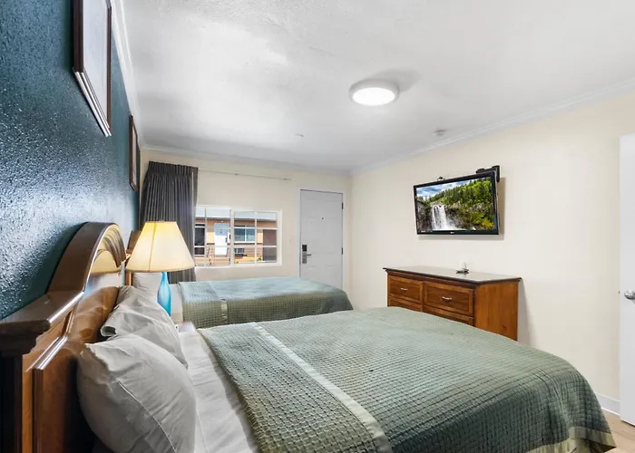 Aristocrat Motel