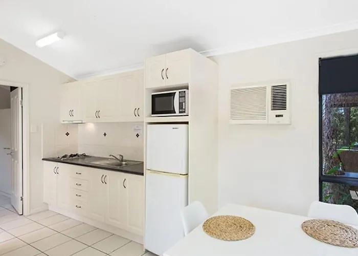 Landsborough Holiday Park