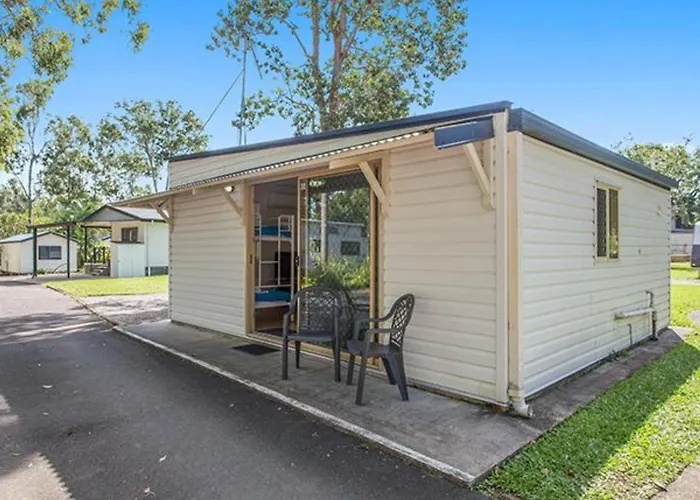 Landsborough Holiday Park