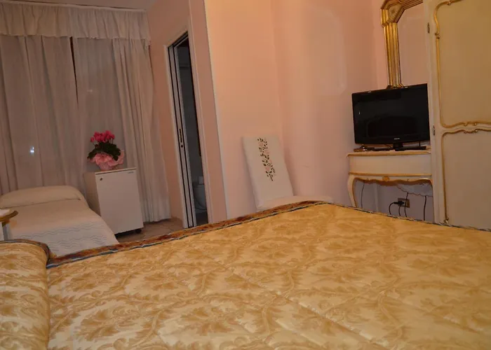Hotel Villa Serena