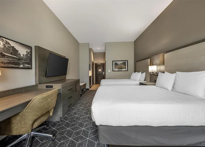 Best Western Plus Lawrenceburg