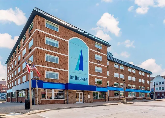 The Harborview On Lake Michigan, An Ascend Collection Hotel
