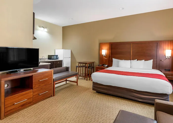 Comfort Suites Eugene University
