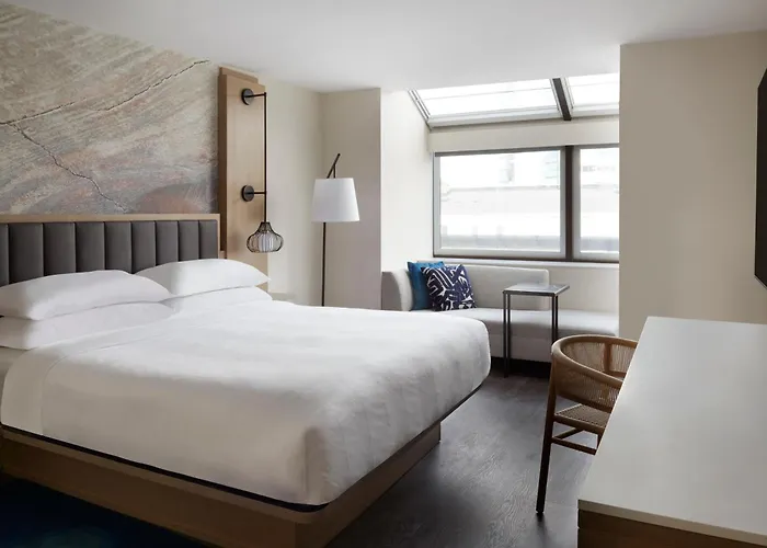 Kingston Marriott Hotel