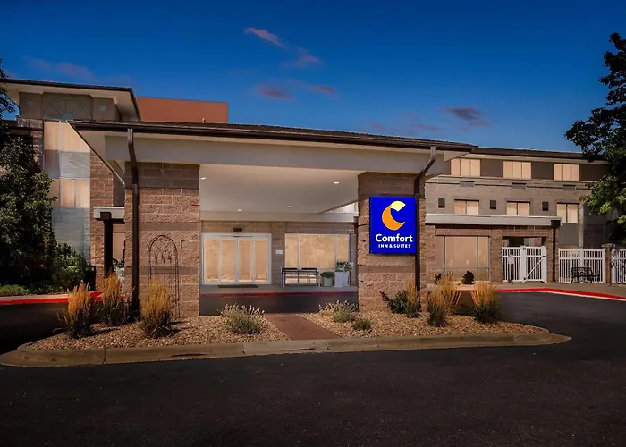 Comfort Inn & Suites Boulder