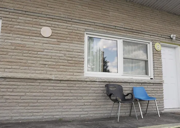 Pleasant Stay Motel