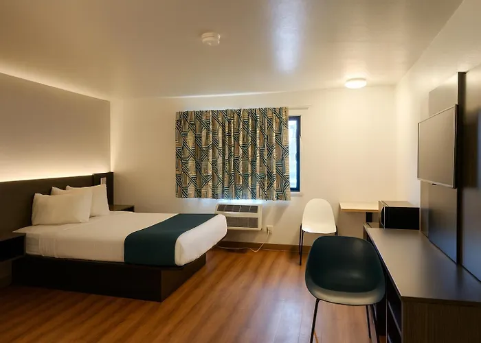Motel 6-Duluth, Mn