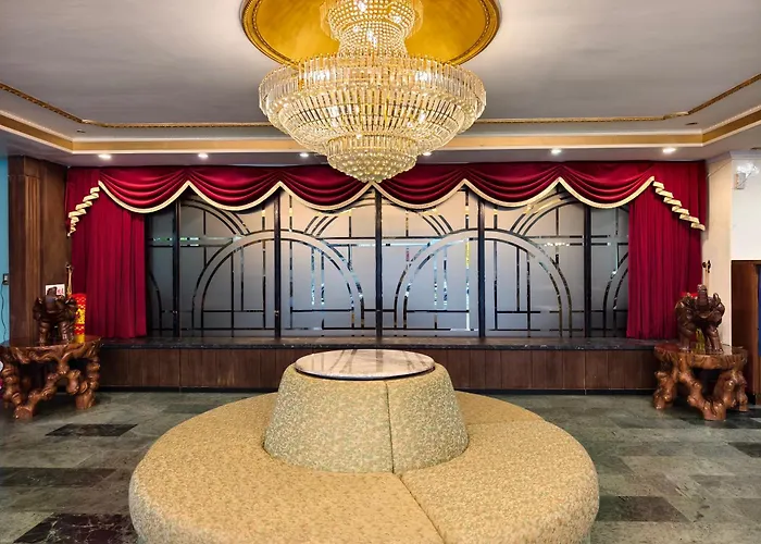 Champagne Hotel