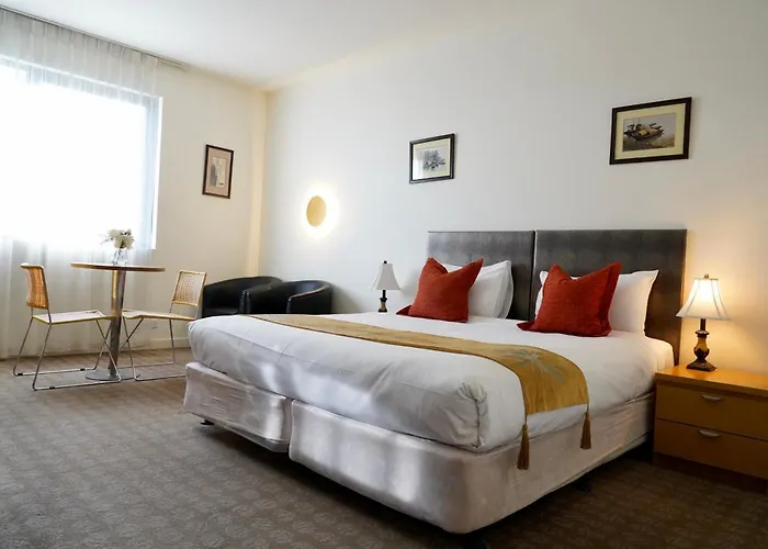 Golden Pebble Hotel
