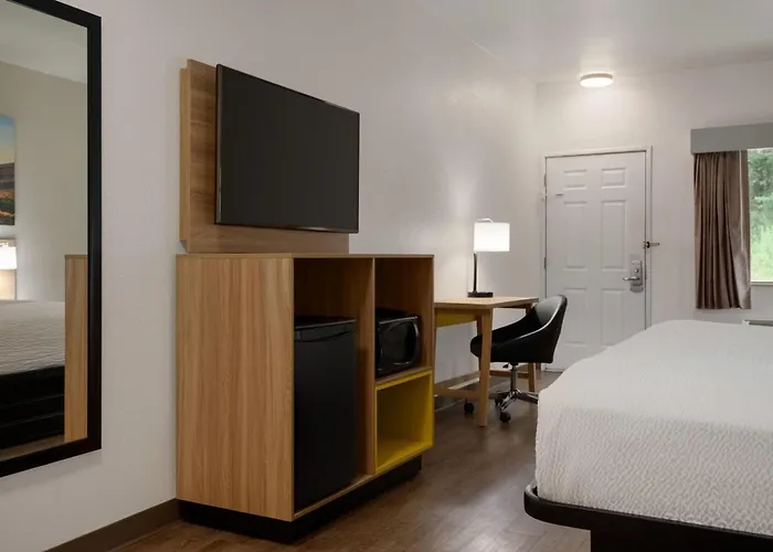 Days Inn By Wyndham Lexington