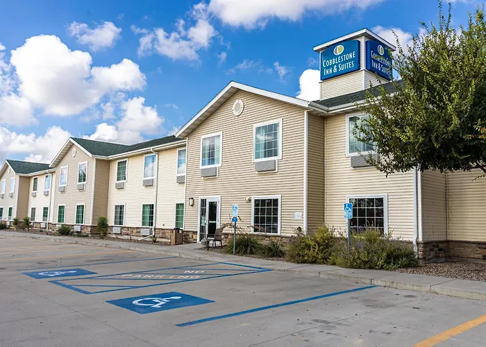Cobblestone Inn & Suites - Big Lake