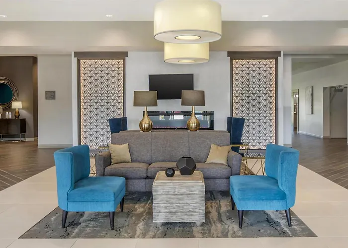 Best Western Plus Parkside Inn & Suites